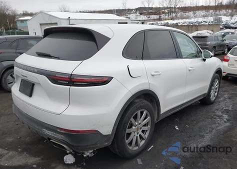 2021 Porsche Cayenne z USA, uszkodzony, nr VIN WP1AA2AY1MDA07537